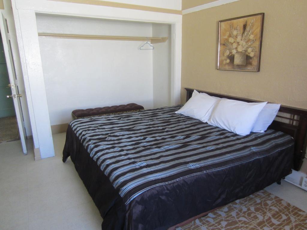 לוס אנג'לס Monterey Inn Hotel Dream Suites חדר תמונה